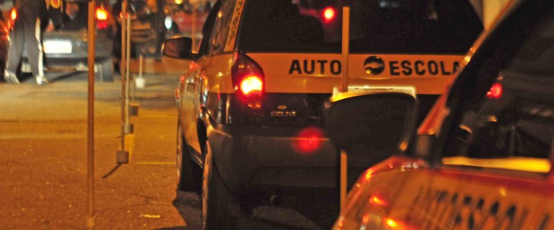 CNH: aulas noturnas com carro nas autoescolas deixarão de ser obrigatórias