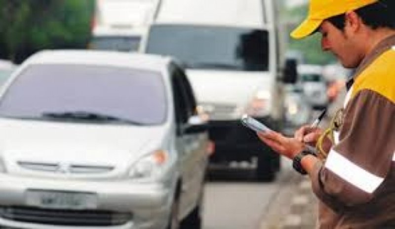 MULTA DE TRÂNSITO FICA MAIS CARA EM NOVEMBRO