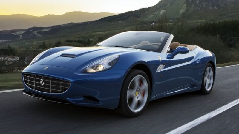 FERRARI CALIFORNIA 30 CHEGA AO BRASIL