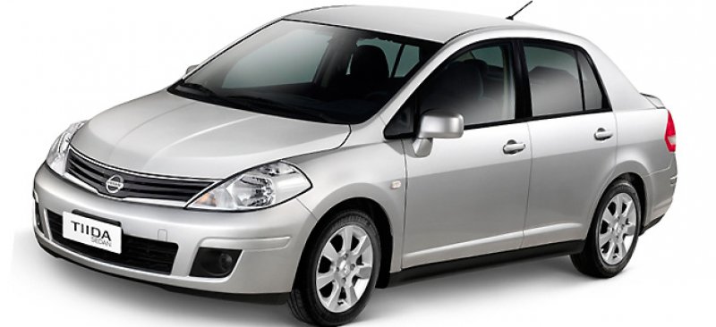 Tiida Sedan ganha câmbio automático e freios ABS