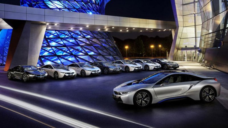 BMW ENTREGA PRIMEIRAS UNIDADES DO I8