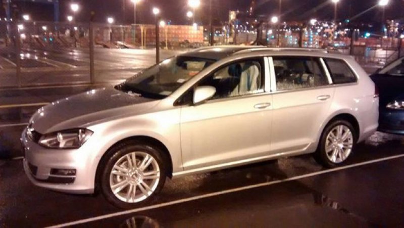 GOLF VARIANT É FLAGRADO NO BRASIL