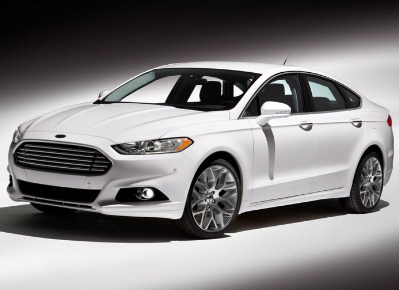 Novo Fusion 2013 tem preços de peças divulgados pela Ford 