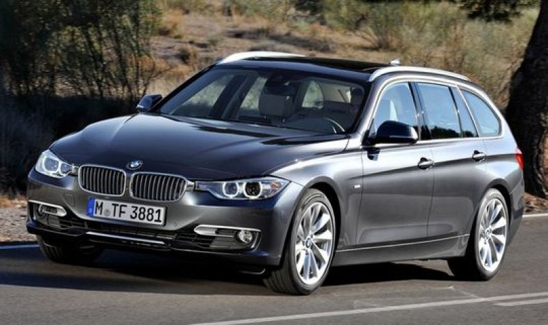 BMW mostra novas peruas da Série 3