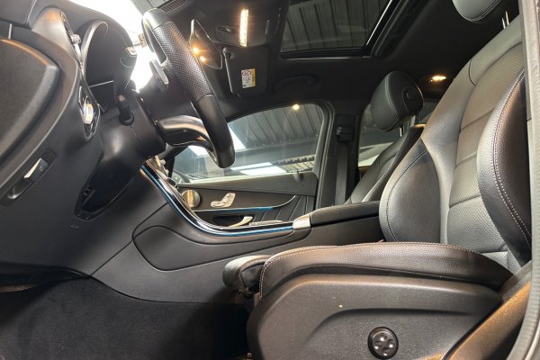 MERCEDES-BENZ GLC 300 2.0 CGI GASOLINA COUPÉ AMG LINE 4MATIC 9G-TRONIC 2023/2023