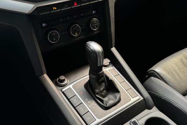 VOLKSWAGEN AMAROK 3.0 V6 TDI HIGHLINE CD DIESEL 4MOTION AUTOMÁTICO 2021/2021