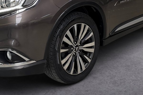 MITSUBISHI OUTLANDER 2.0 MIVEC GASOLINA GLS AUTOMÁTICO 2018/2019