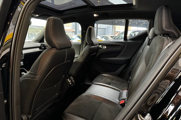 VOLVO XC40 2.0 T5 GASOLINA R-DESIGN AWD GEARTRONIC 2019/2020