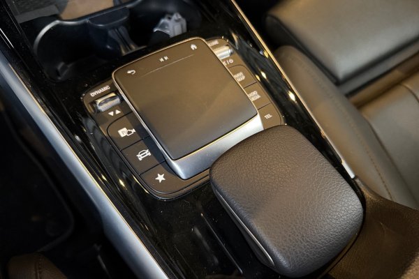 MERCEDES-BENZ GLB 200 1.3 CGI GASOLINA ADVANCE 7G-DCT 2021/2021