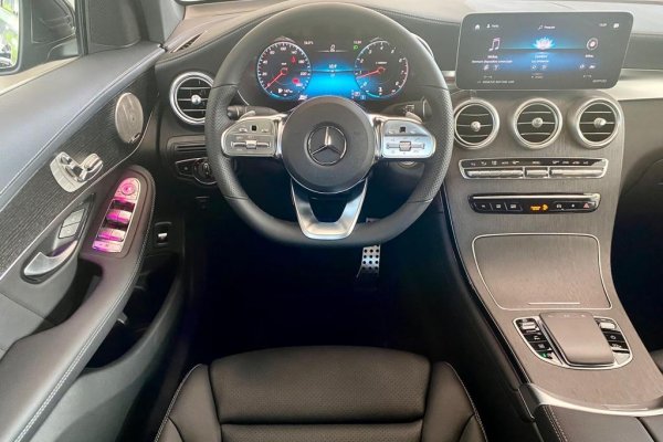MERCEDES-BENZ GLC 300 2.0 CGI GASOLINA COUPÉ AMG LINE 4MATIC 9G-TRONIC 2023/2023