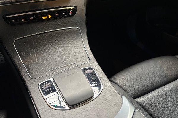 MERCEDES-BENZ GLC 300 2.0 CGI GASOLINA COUPÉ AMG LINE 4MATIC 9G-TRONIC 2023/2023