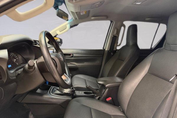 TOYOTA Hilux 2.8 POWER PACK 4X4 CD 16V DIESEL 4P MANUAL 2022/2023