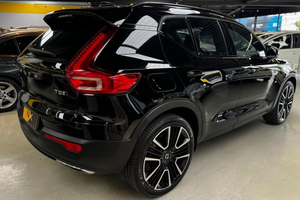 VOLVO XC40 2.0 T5 GASOLINA R-DESIGN AWD GEARTRONIC 2019/2020